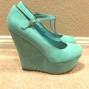 5” faux suede wedges